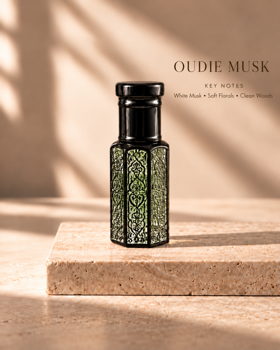 OUDIE Musk black oil rub bottle with key notes White Musk, Soft Florals, Clean Woods